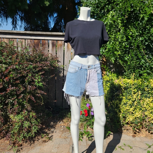 PacSun Light Blue Cut-off Denim - Picture 1 of 6